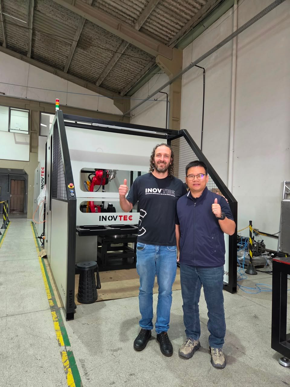 Representantes da Borunte e da Inovtec durante visita técnica no Brasil